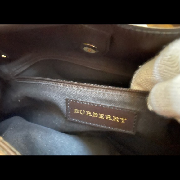“BURBERRY” 💯% Authentic Hobo Bag - Picture 11 of 11